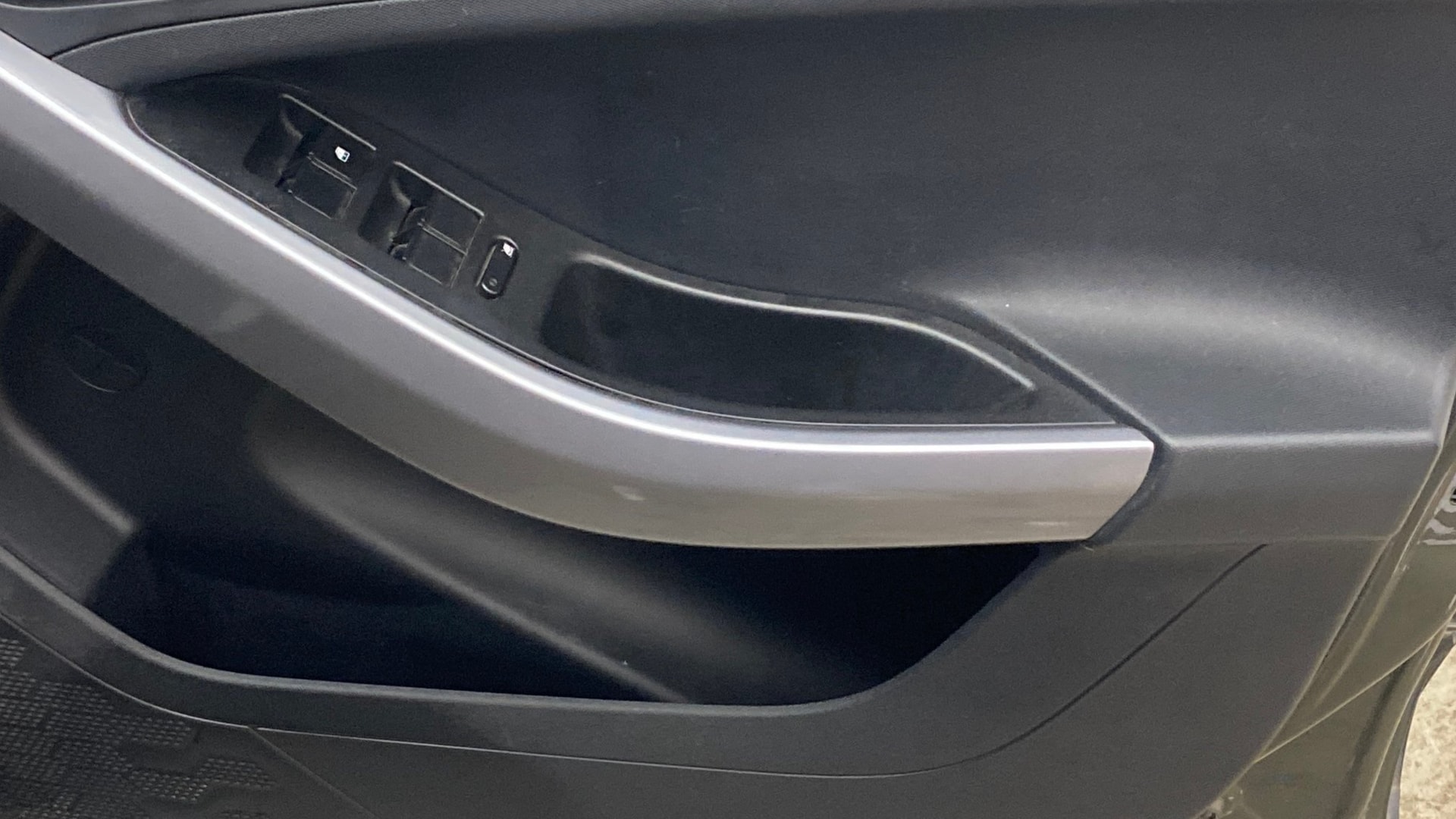View 2023 Tata Nexon Revotron XE Image 33 Used 2023 Tata Nexon Revotron XE Image 33