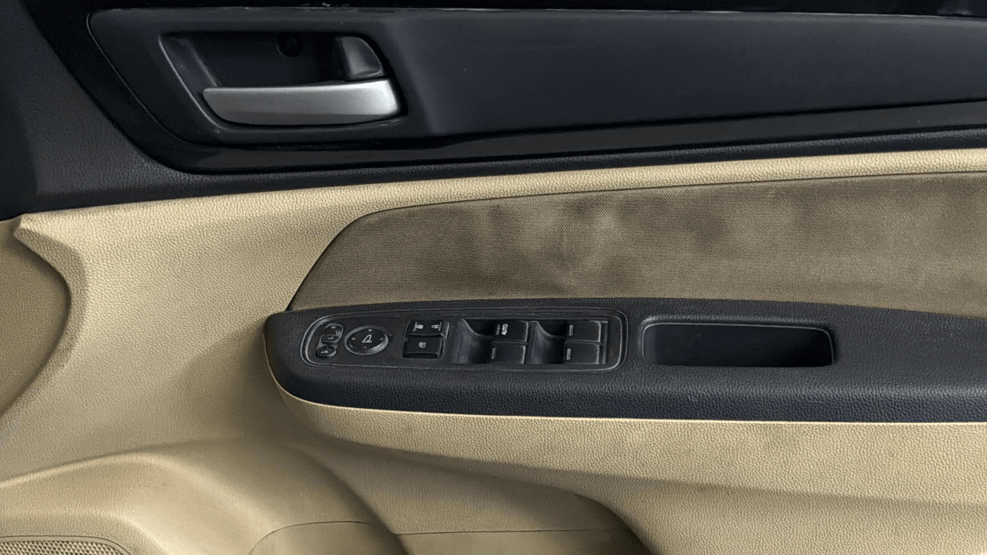 View 2018 Honda Amaze E MT Petrol BS IV Image 32 Used 2018 Honda Amaze E MT Petrol BS IV Image 32