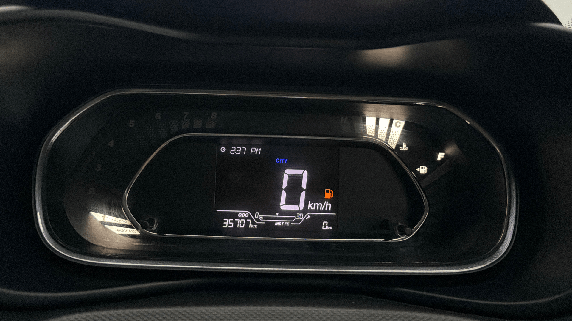 View 2023 Tata Nexon Revotron XE Image 35 Used 2023 Tata Nexon Revotron XE Image 35