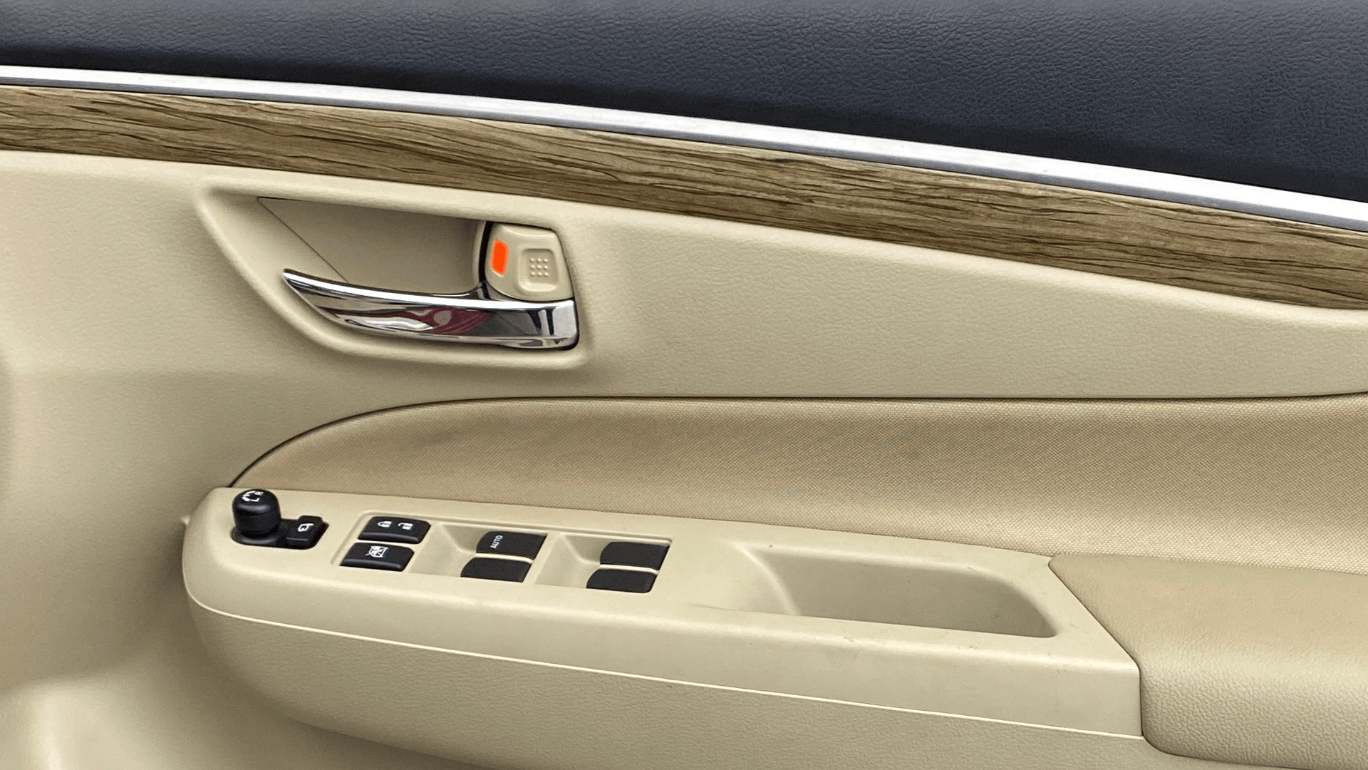 View 2025 Maruti Suzuki 1000 Base Variant Image 34 Used 2025 Maruti Suzuki 1000 Base Variant Image 34