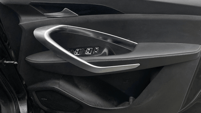 View MG Hector Image 35 Used MG Hector Image 35