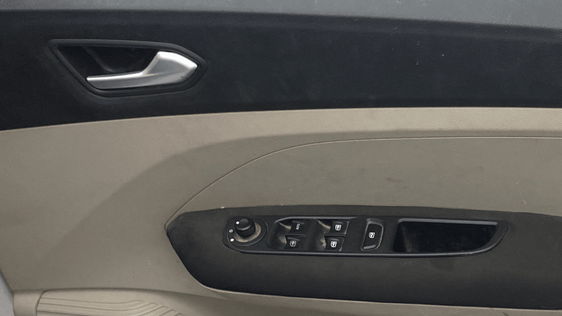 Used 2021 Renault Triber Used 2021 Renault Triber