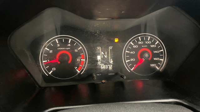View Mahindra KUV100 Image 34 Used Mahindra KUV100 Image 34