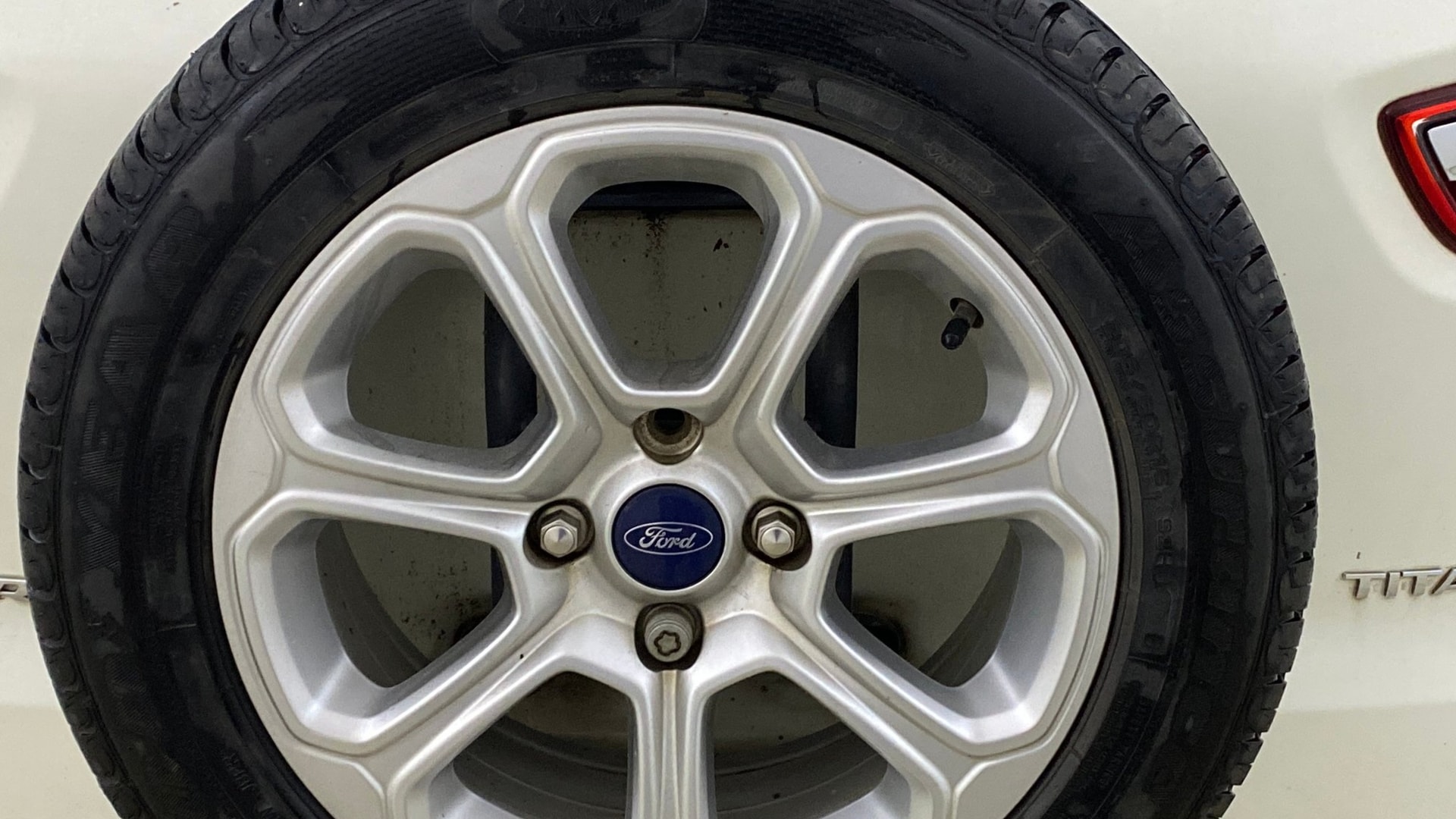 View 2020 Ford EcoSport 1.5 TDCi Diesel Ambiente BS IV Image 26 Used 2020 Ford EcoSport 1.5 TDCi Diesel Ambiente BS IV Image 26