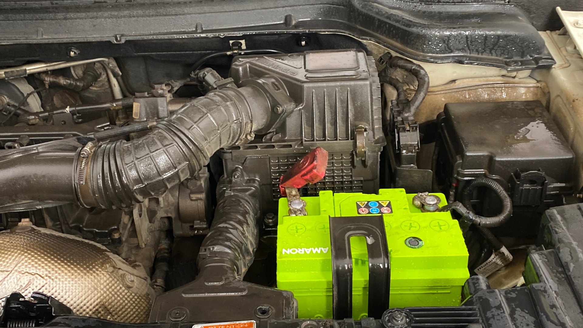 View 2019 Mahindra XUV300 W4 Petrol BS IV Image 30 Used 2019 Mahindra XUV300 W4 Petrol BS IV Image 30