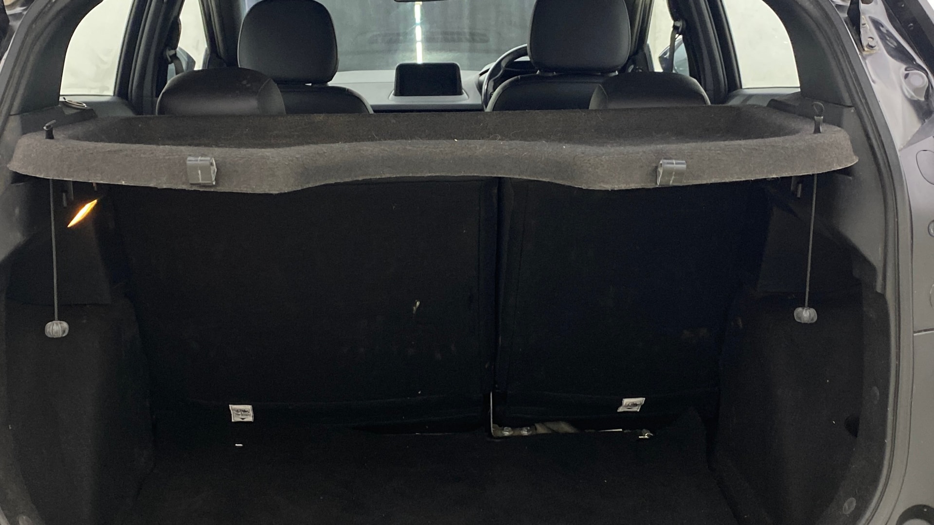 View 2021 Tata Nexon Revotron XE Image 10 Used 2021 Tata Nexon Revotron XE Image 10