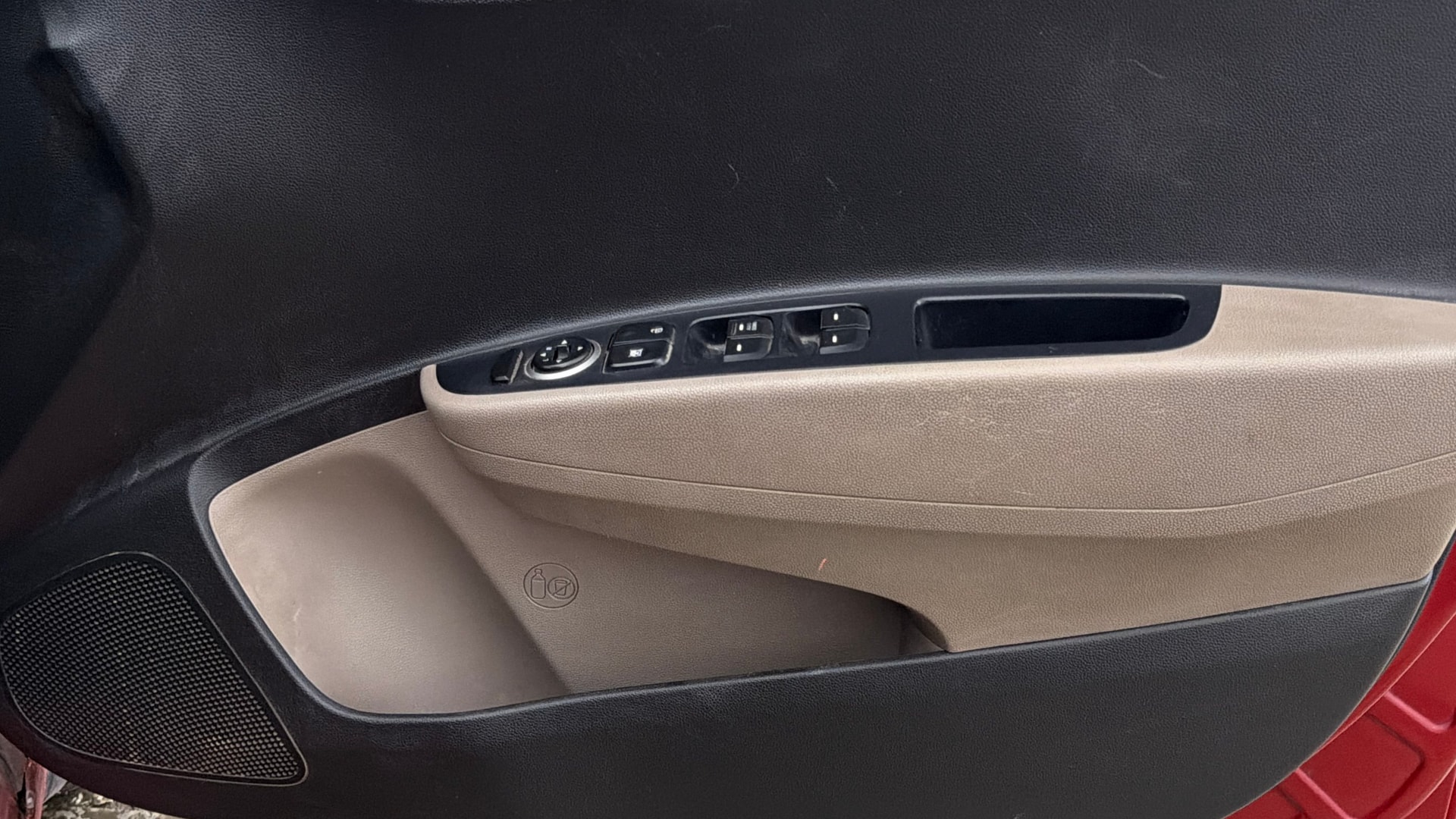 View 2017 Hyundai Grand i10 1.2 Asta Petrol Image 33 Used 2017 Hyundai Grand i10 1.2 Asta Petrol Image 33