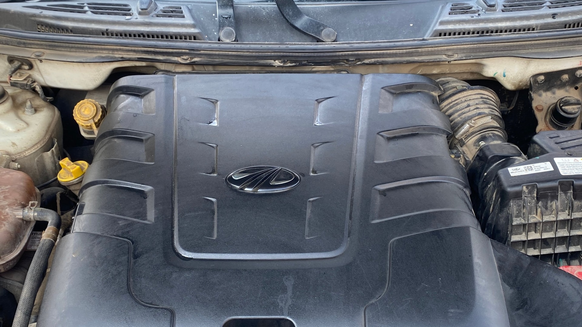 Used 2021 Mahindra XUV500 Used 2021 Mahindra XUV500
