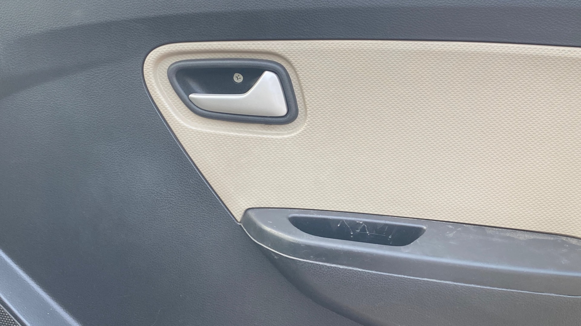 View 2022 Maruti Suzuki 1000 Base Variant Image 32 Used 2022 Maruti Suzuki 1000 Base Variant Image 32