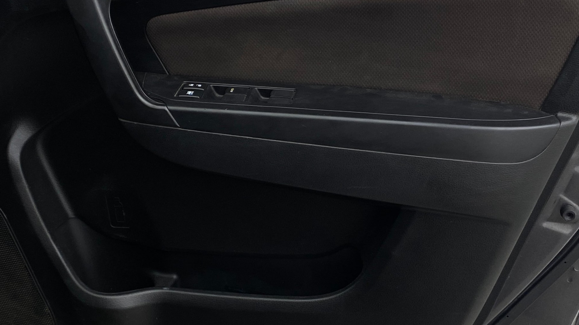 View 2022 Toyota Urban Cruiser Mid MT Image 33 Used 2022 Toyota Urban Cruiser Mid MT Image 33