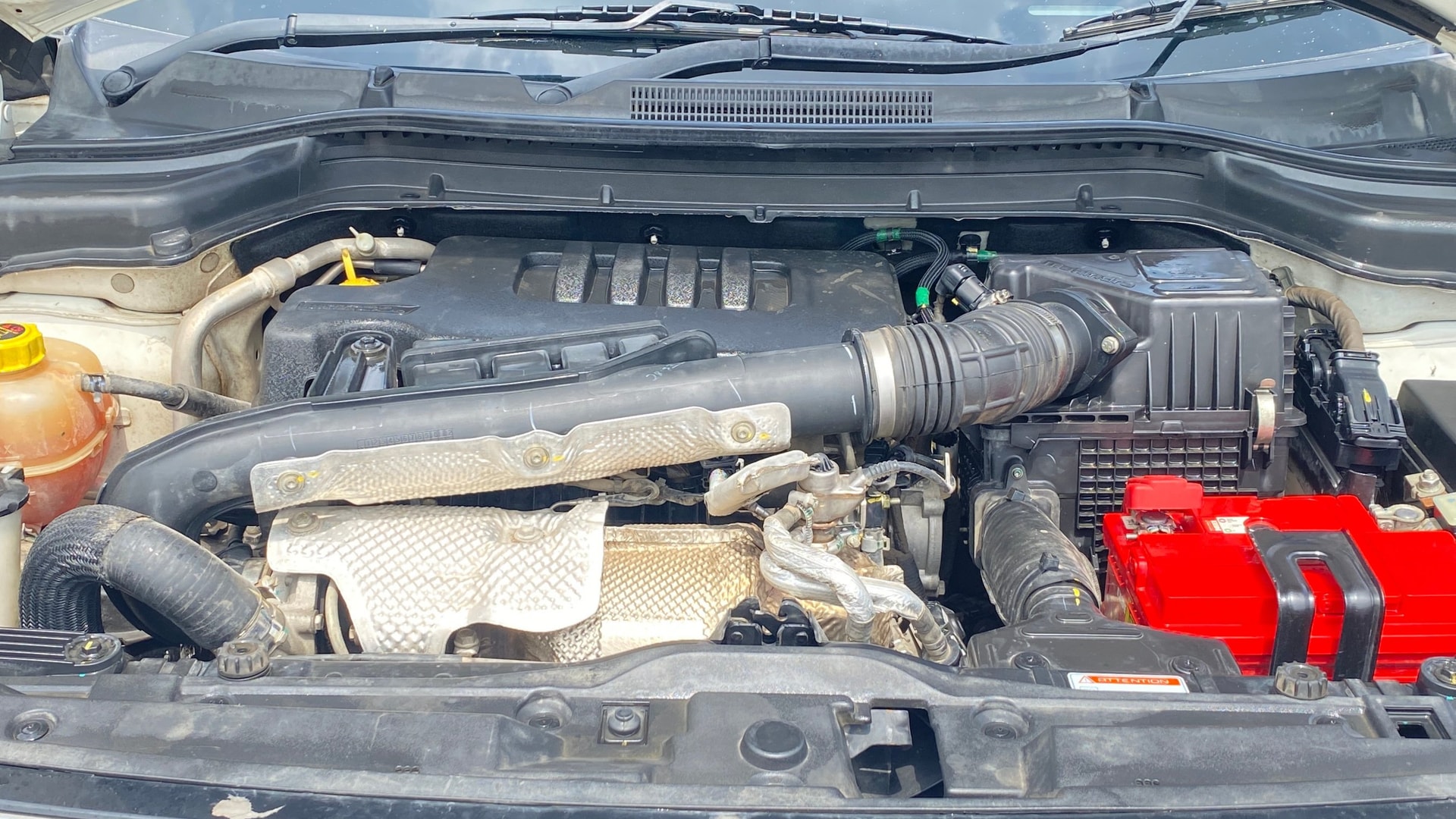 Used 2023 Mahindra XUV300 Used 2023 Mahindra XUV300
