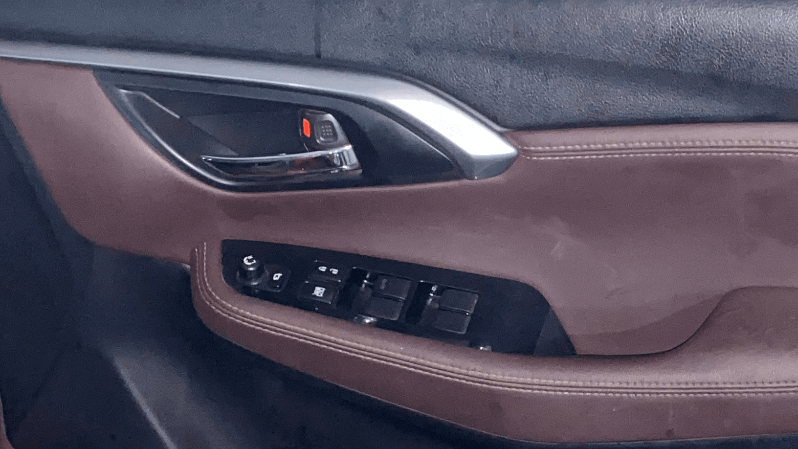View 2024 Maruti Suzuki 1000 Base Variant Image 34 Used 2024 Maruti Suzuki 1000 Base Variant Image 34
