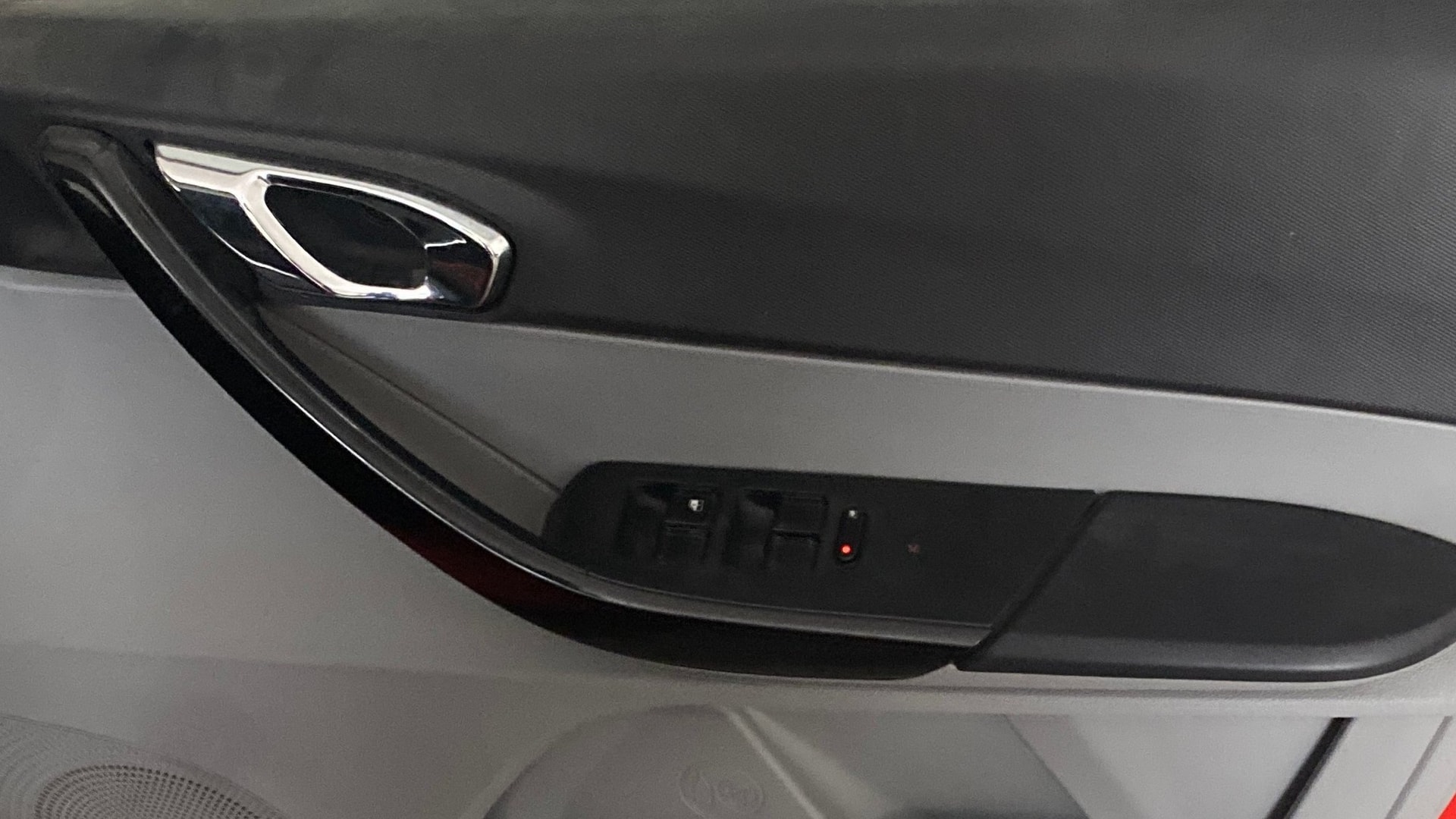 View 2020 Tata Tiago Revotorq XB Image 34 Used 2020 Tata Tiago Revotorq XB Image 34