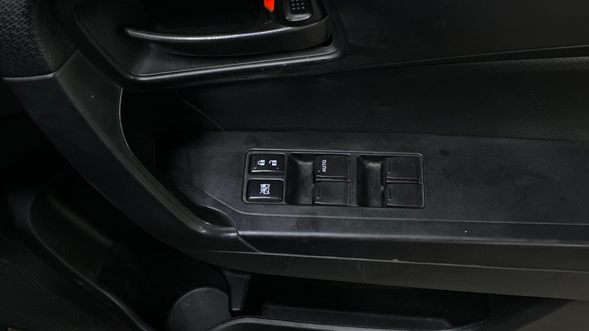 View 2020 Maruti Suzuki 1000 Base Variant Image 32 Used 2020 Maruti Suzuki 1000 Base Variant Image 32