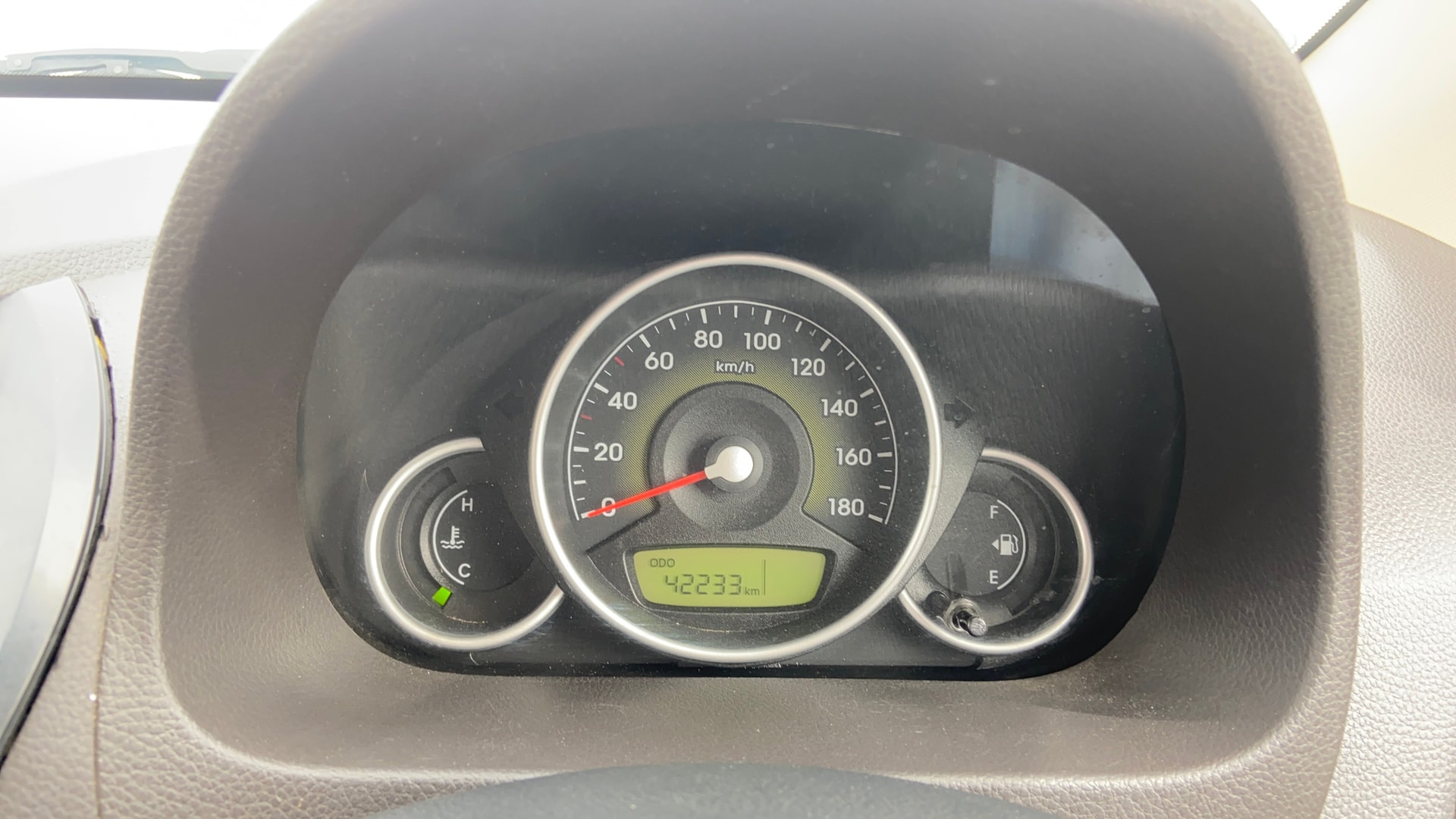 View 2018 Hyundai EON Magna Plus Image 35 Used 2018 Hyundai EON Magna Plus Image 35