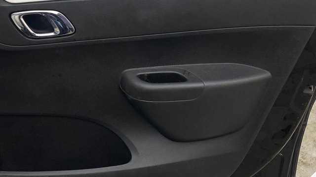 View Renault Kwid Image 33 Used Renault Kwid Image 33