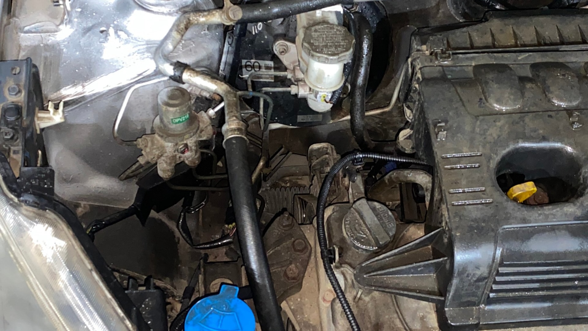 View 2014 Maruti Suzuki 1000 Base Variant Image 3 Used 2014 Maruti Suzuki 1000 Base Variant Image 3