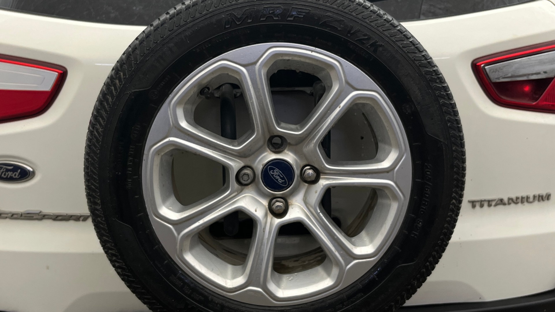 View 2020 Ford EcoSport 1.5 TDCi Diesel Ambiente BS IV Image 17 Used 2020 Ford EcoSport 1.5 TDCi Diesel Ambiente BS IV Image 17