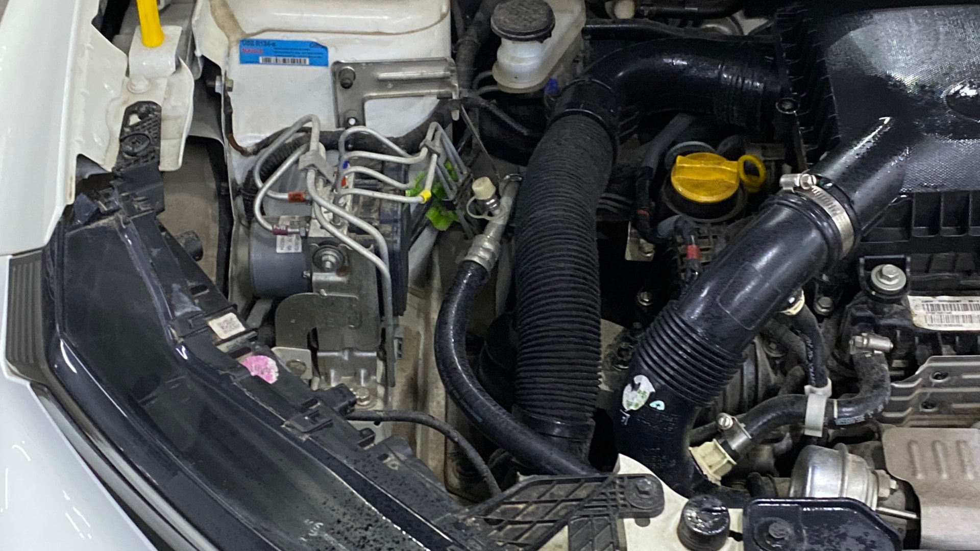 View 2024 Tata Curvv Smart 1.2 Revotron Petrol 6MT Image 4 Used 2024 Tata Curvv Smart 1.2 Revotron Petrol 6MT Image 4