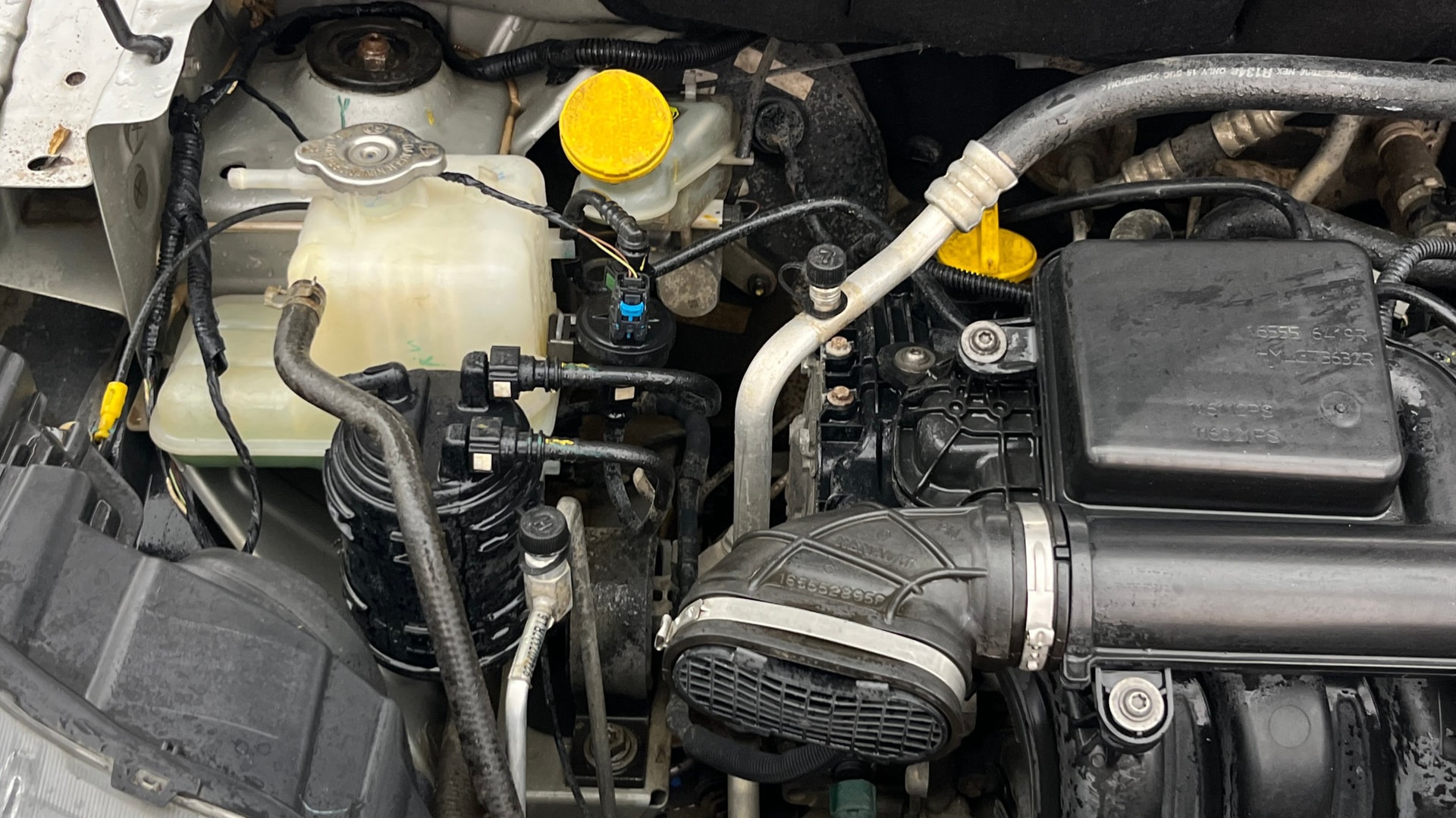 View 2022 Renault Triber RXZ AMT Image 27 Used 2022 Renault Triber RXZ AMT Image 27