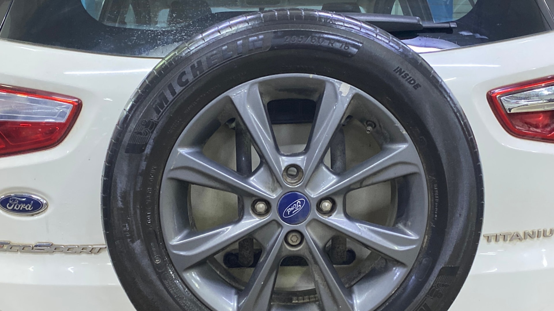 View 2020 Ford EcoSport 1.5 TDCi Diesel Ambiente BS IV Image 16 Used 2020 Ford EcoSport 1.5 TDCi Diesel Ambiente BS IV Image 16