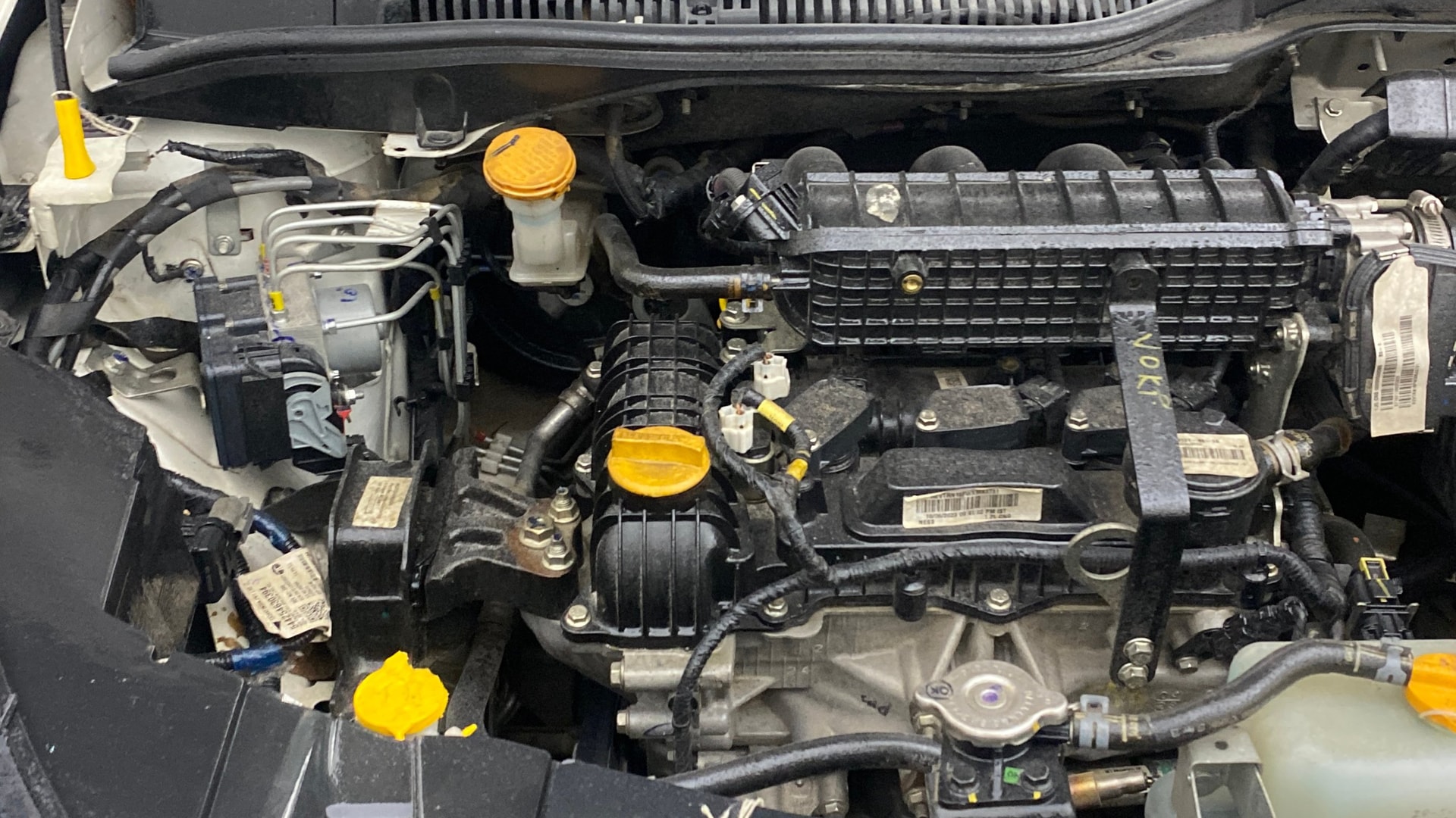 View 2023 Tata Altroz XZ Petrol Image 3 Used 2023 Tata Altroz XZ Petrol Image 3