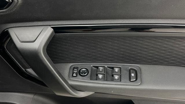 View Renault Kiger Image 39 Used Renault Kiger Image 39