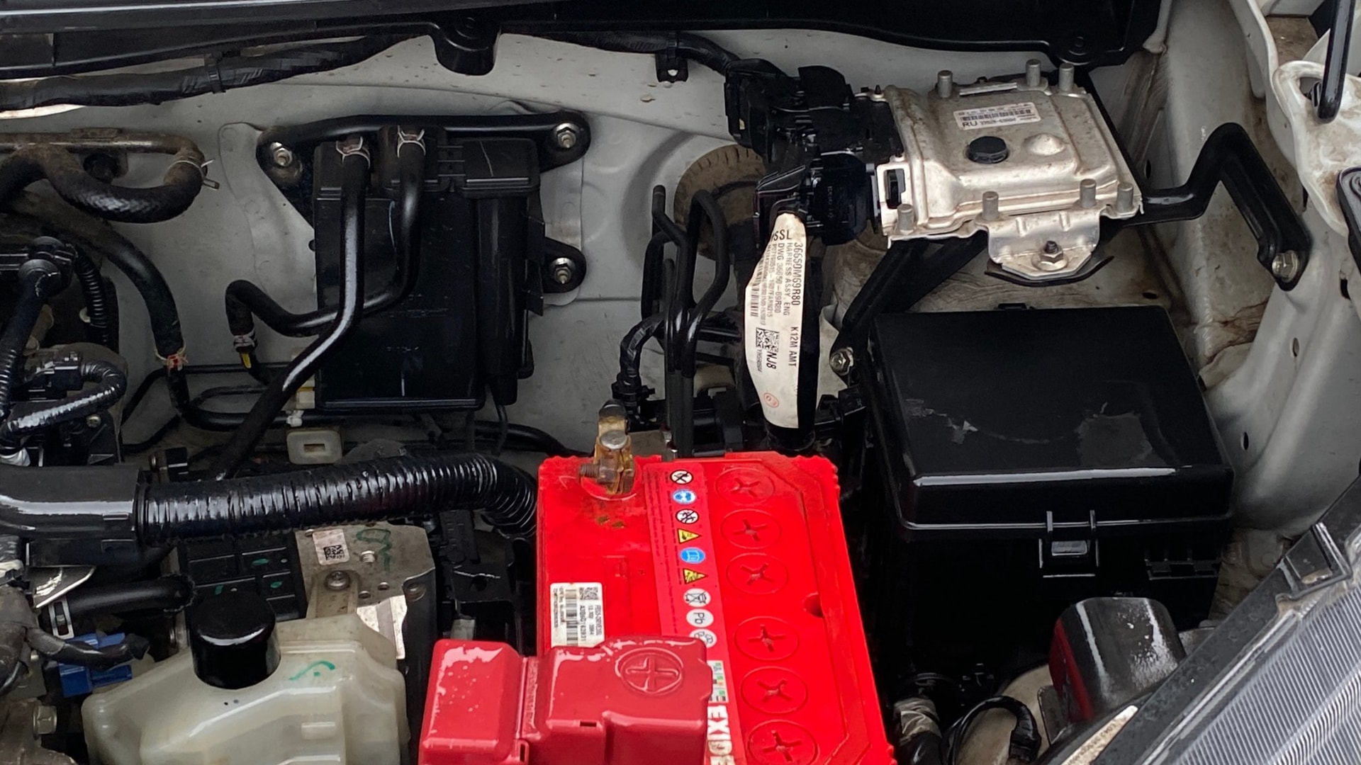 View 2019 Maruti Suzuki 1000 Base Variant Image 13 Used 2019 Maruti Suzuki 1000 Base Variant Image 13