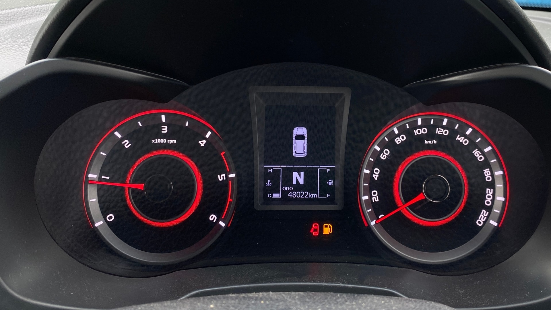 Used 2019 Mahindra XUV300 Used 2019 Mahindra XUV300