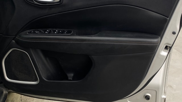 View Jeep Compass Image 33 Used Jeep Compass Image 33