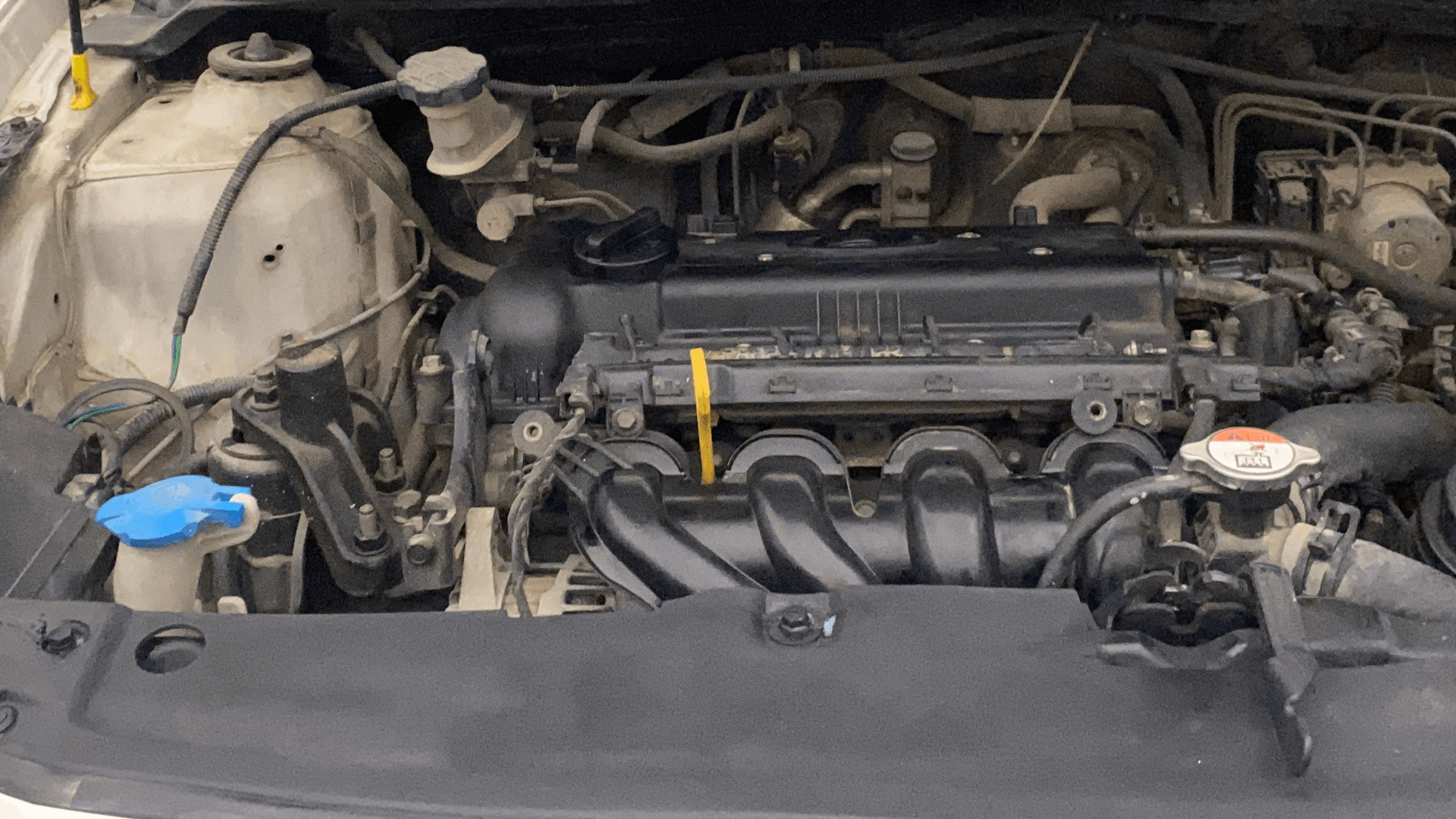View 2014 Hyundai Fluidic Verna 1.6 VTVT SX Image 3 Used 2014 Hyundai Fluidic Verna 1.6 VTVT SX Image 3