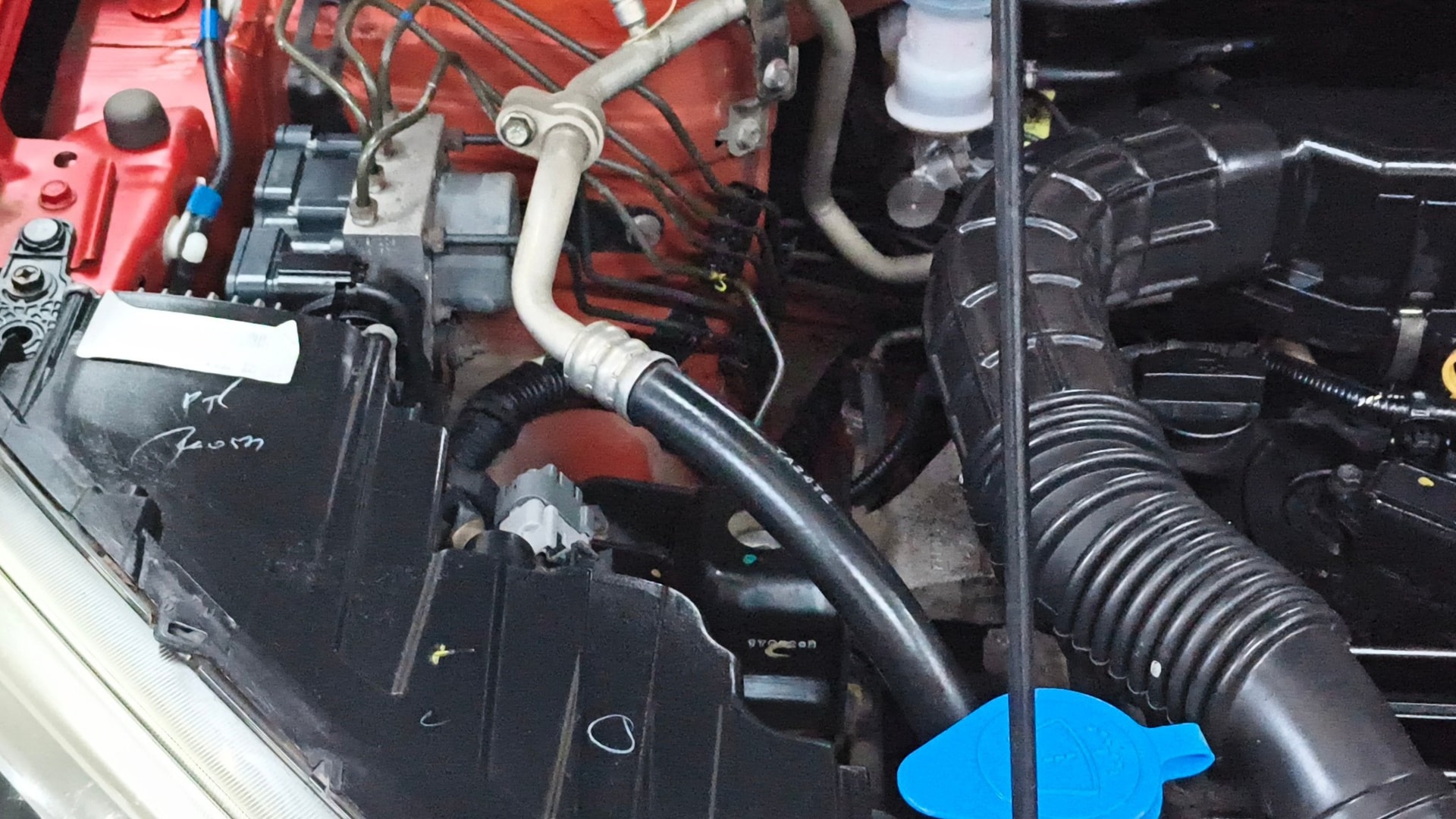 View 2021 Maruti Suzuki 1000 Base Variant Image 4 Used 2021 Maruti Suzuki 1000 Base Variant Image 4