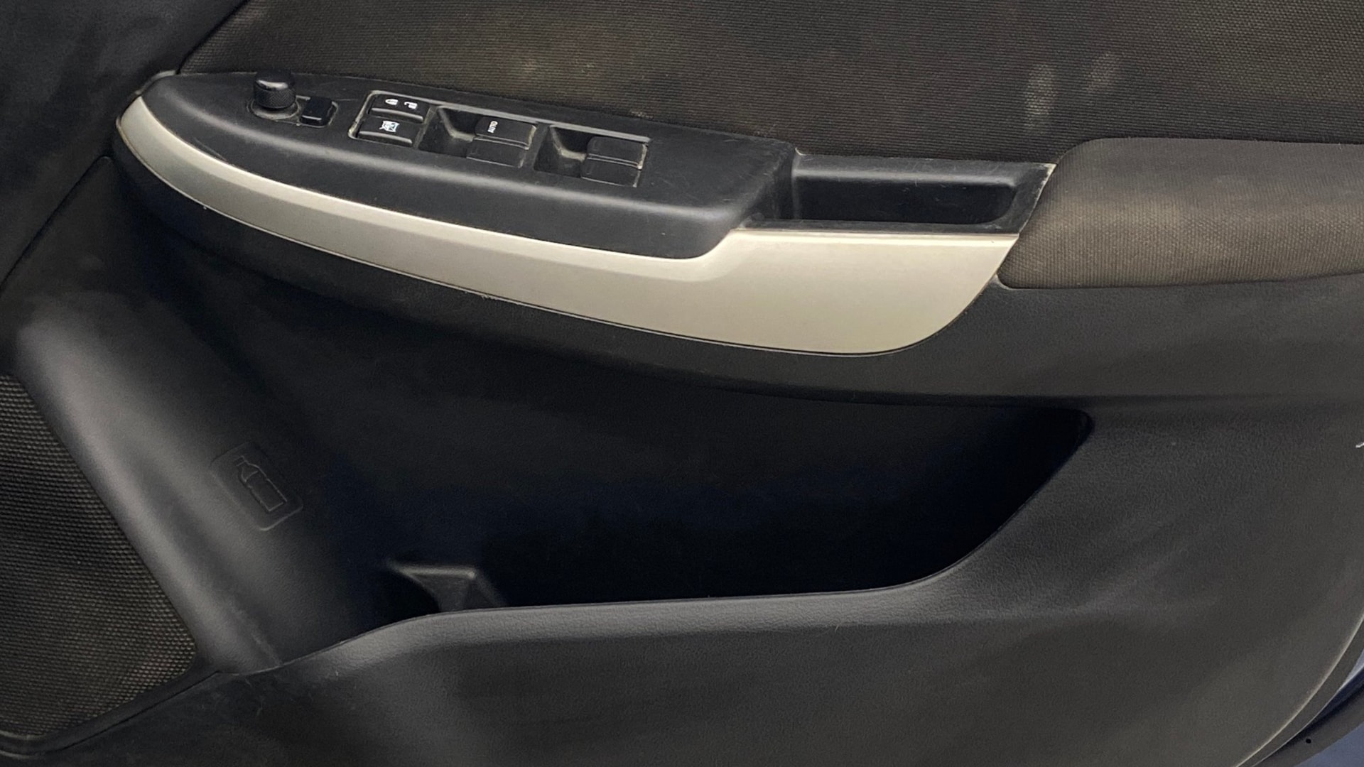 View 2017 Maruti Suzuki 1000 Base Variant Image 32 Used 2017 Maruti Suzuki 1000 Base Variant Image 32