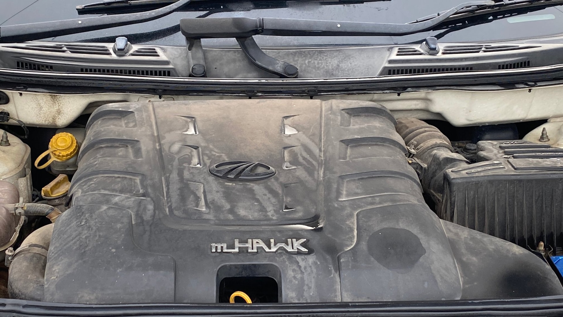 View 2018 Mahindra XUV500 W10 FWD Image 44 Used 2018 Mahindra XUV500 W10 FWD Image 44