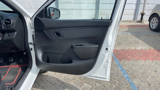 View Renault Kwid Image 32 Used Renault Kwid Image 32