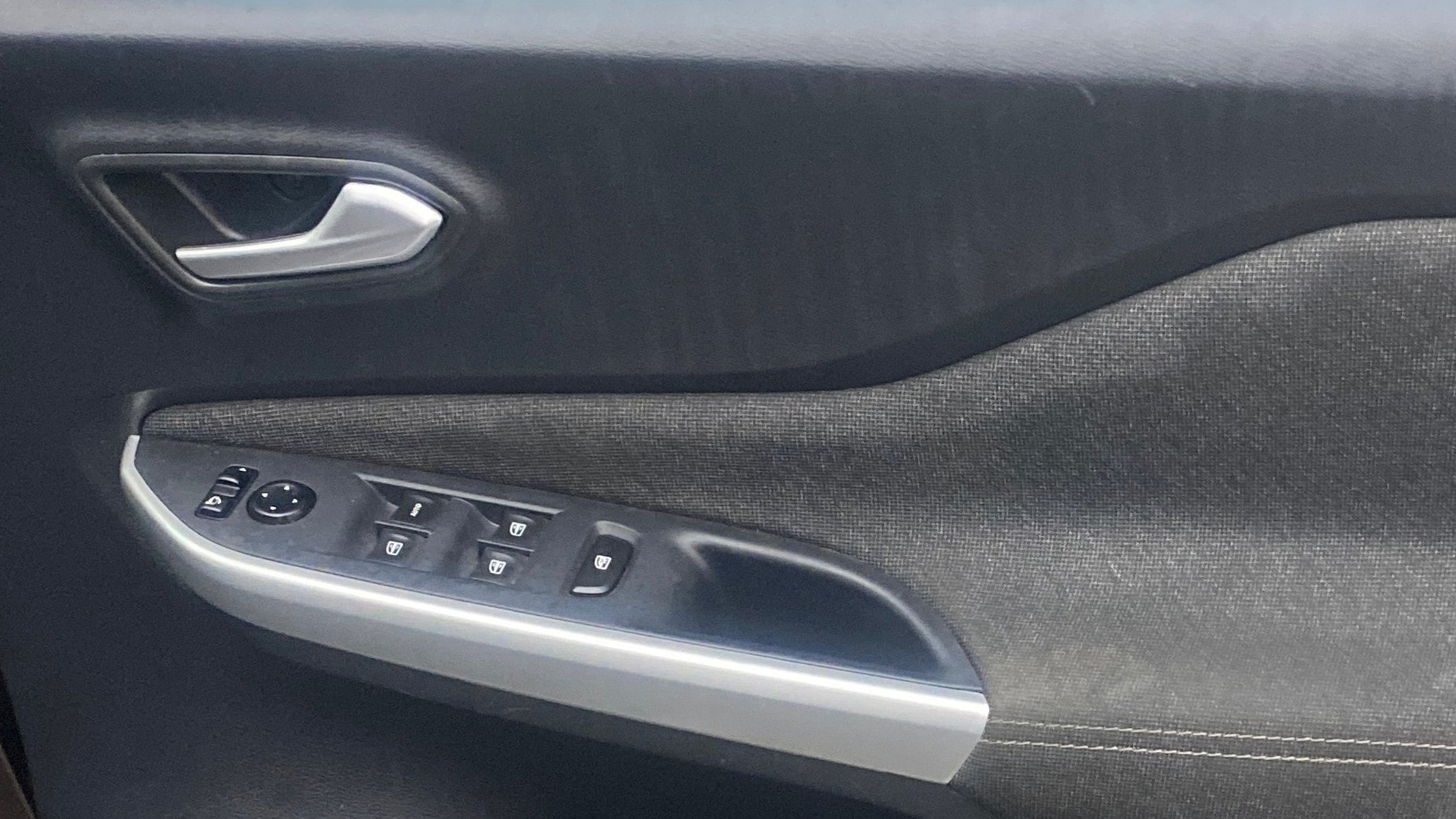 View 2022 Nissan Magnite Turbo XV Premium CVT Image 39 Used 2022 Nissan Magnite Turbo XV Premium CVT Image 39