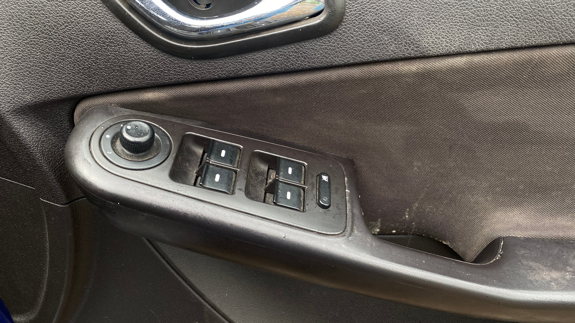 View 2015 Tata Zest XT Petrol Image 33 Used 2015 Tata Zest XT Petrol Image 33