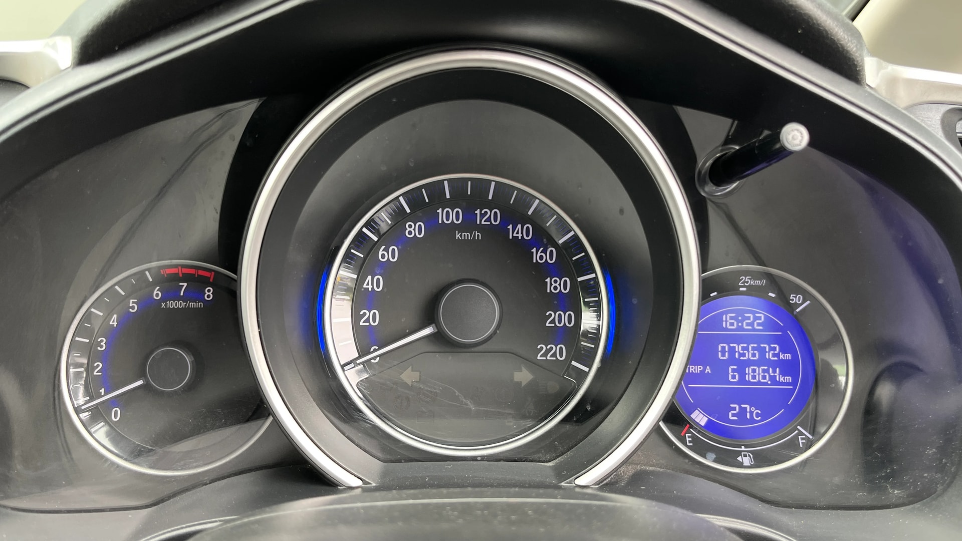 View 2018 Honda WR-V S MT Diesel Edge Edition Image 20 Used 2018 Honda WR-V S MT Diesel Edge Edition Image 20