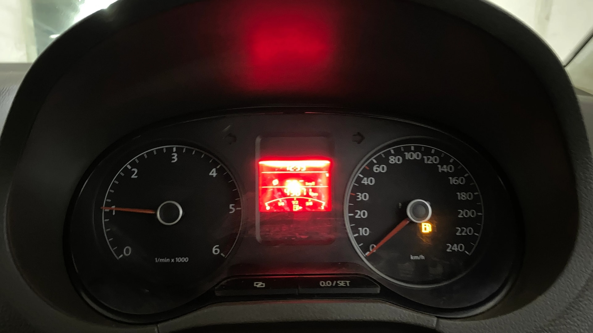 View 2014 Volkswagen Vento 1.2 L TSI Comfortline Petrol AT Image 33 Used 2014 Volkswagen Vento 1.2 L TSI Comfortline Petrol AT Image 33