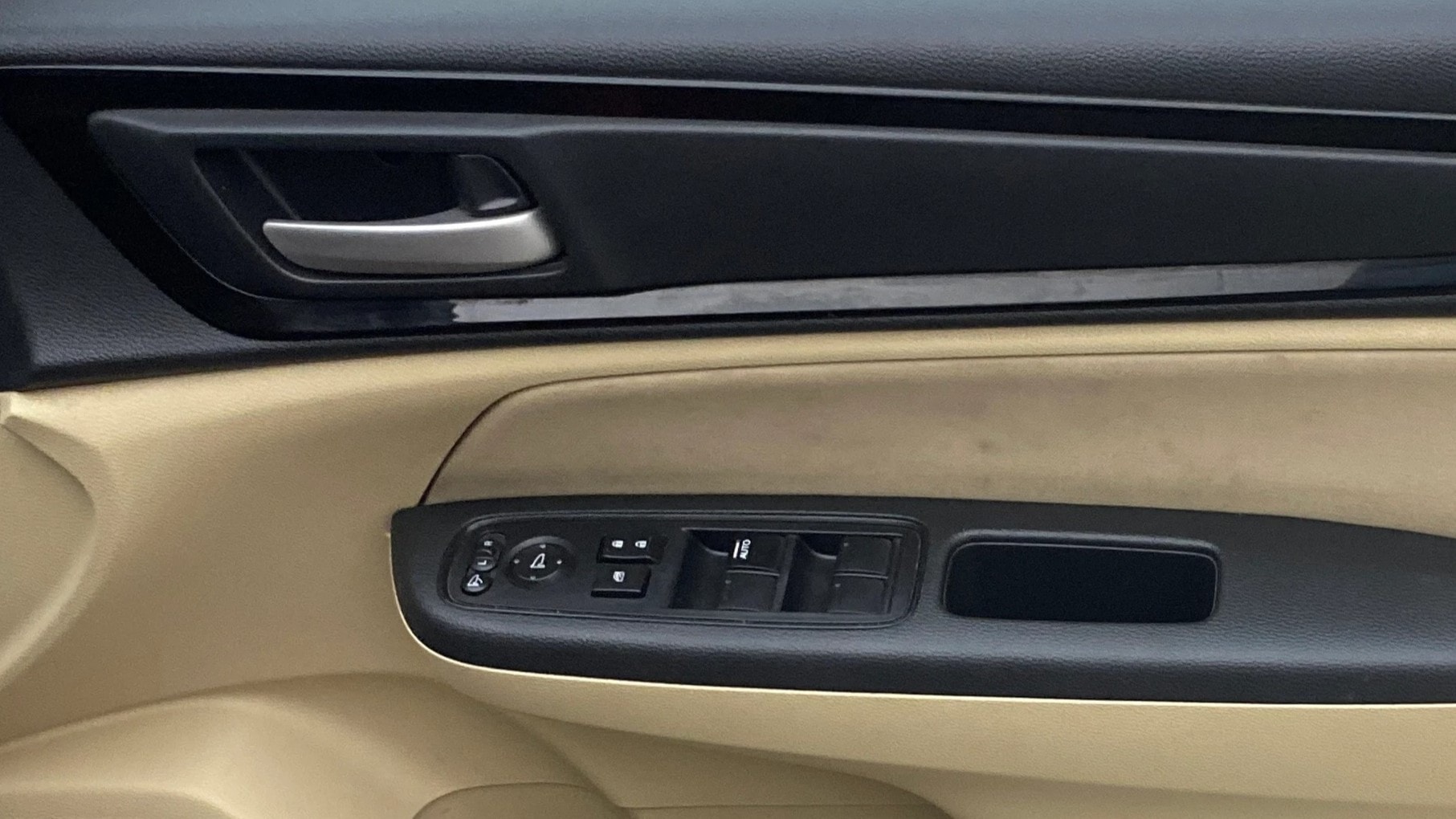 View 2019 Honda Amaze E MT Petrol BS IV Image 34 Used 2019 Honda Amaze E MT Petrol BS IV Image 34