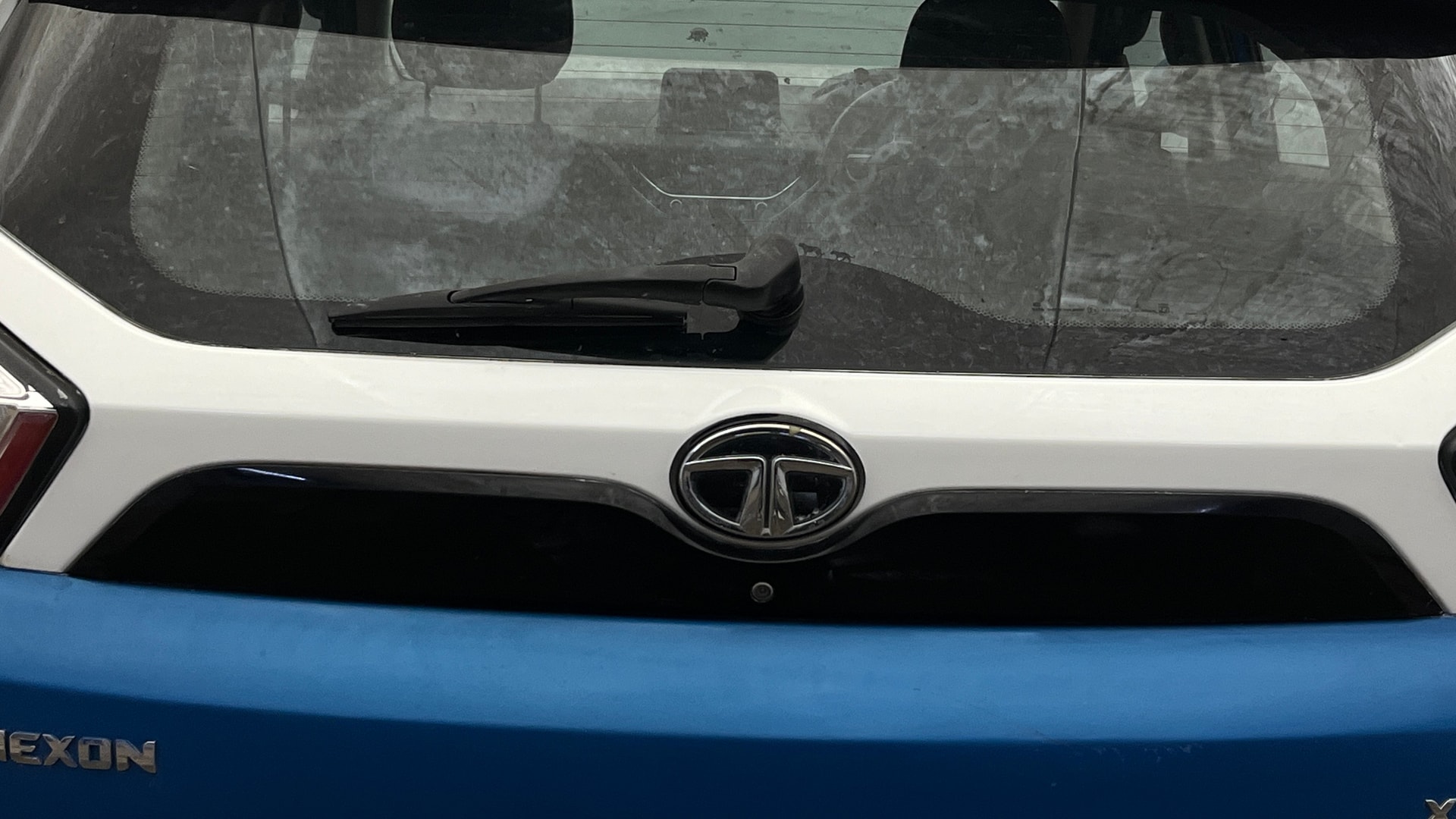 View 2018 Tata Nexon Revotron XE Image 23 Used 2018 Tata Nexon Revotron XE Image 23