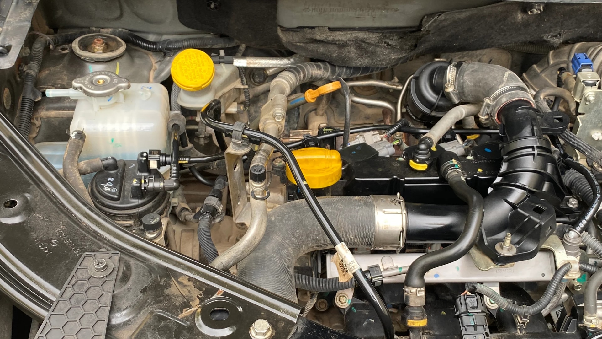 View 2021 Nissan Magnite Turbo XV Image 4 Used 2021 Nissan Magnite Turbo XV Image 4