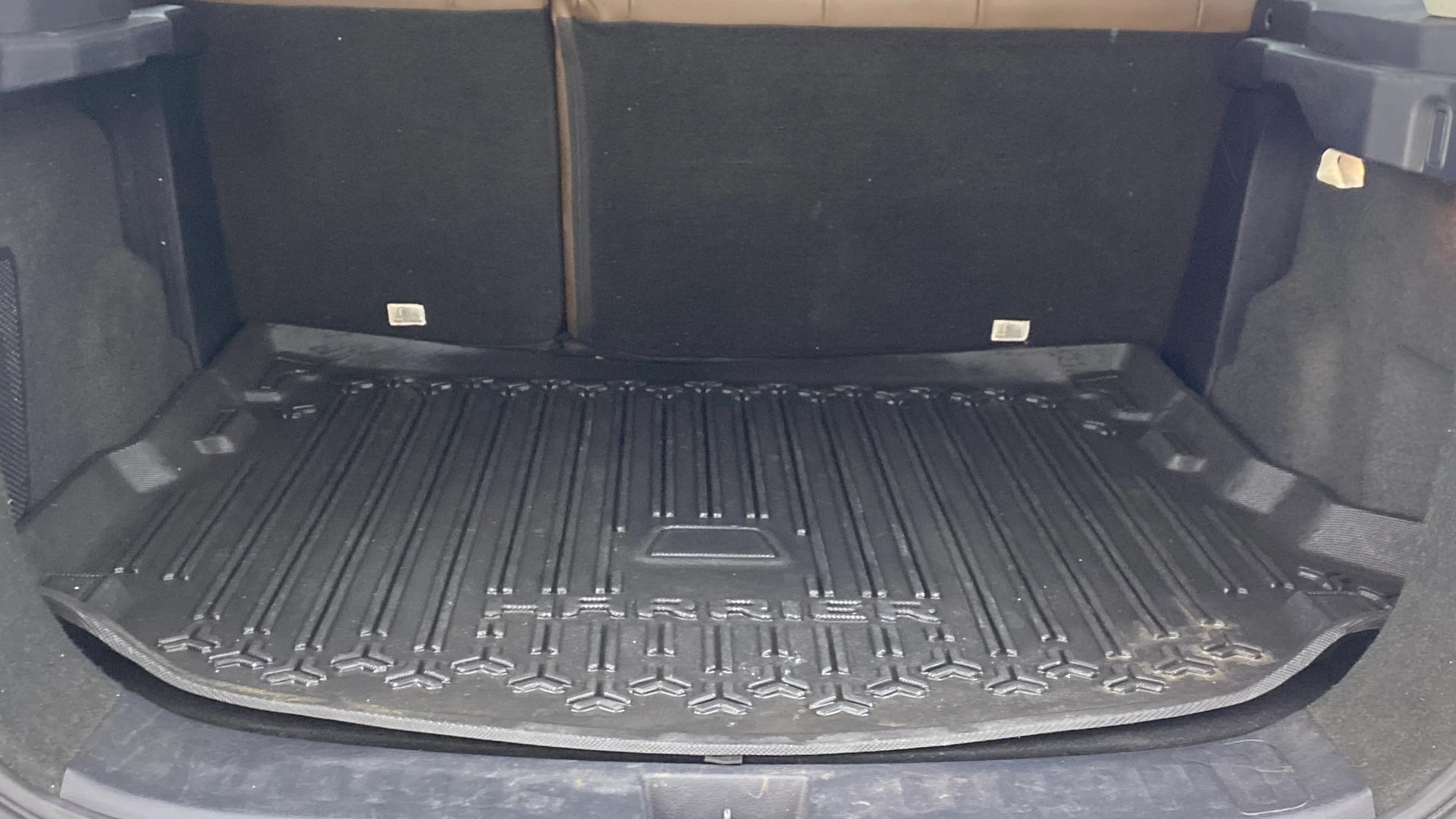 View 2022 Tata Harrier XE Image 7 Used 2022 Tata Harrier XE Image 7