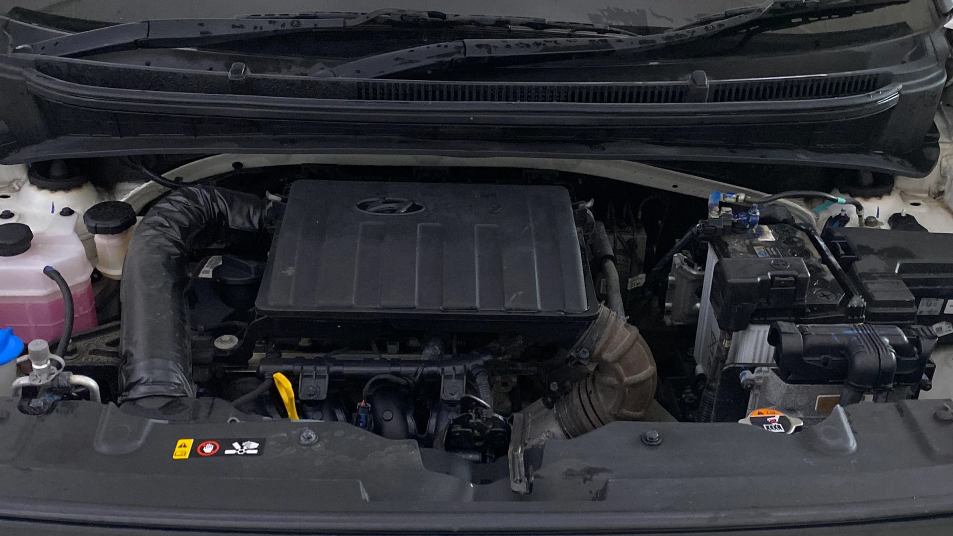 View 2024 Hyundai Exter 1.2 AMT Kappa SX Dual Tone Image 43 Used 2024 Hyundai Exter 1.2 AMT Kappa SX Dual Tone Image 43