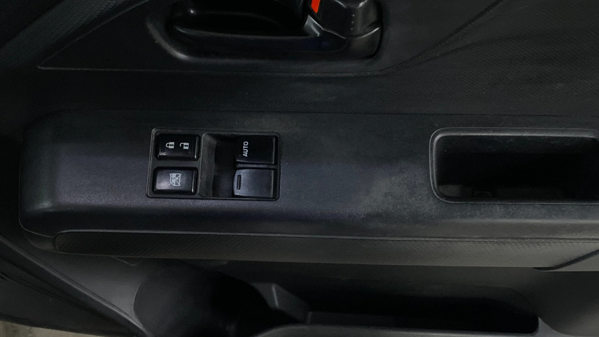 View 2021 Maruti Suzuki 1000 Base Variant Image 36 Used 2021 Maruti Suzuki 1000 Base Variant Image 36