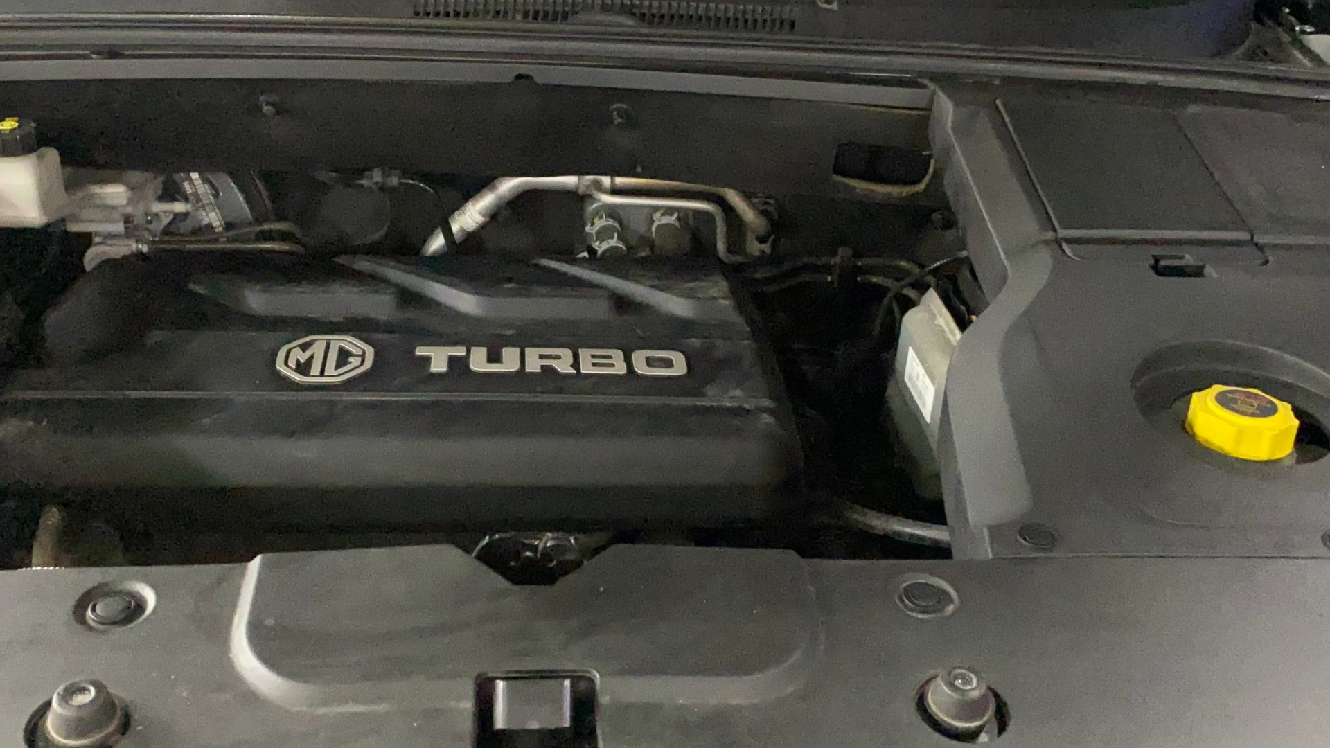 View 2024 MG Hector Sharp Hybrid BS IV Image 30 Used 2024 MG Hector Sharp Hybrid BS IV Image 30
