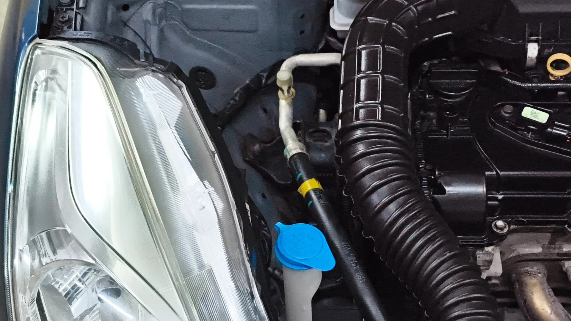 View 2018 Maruti Suzuki 1000 Base Variant Image 3 Used 2018 Maruti Suzuki 1000 Base Variant Image 3