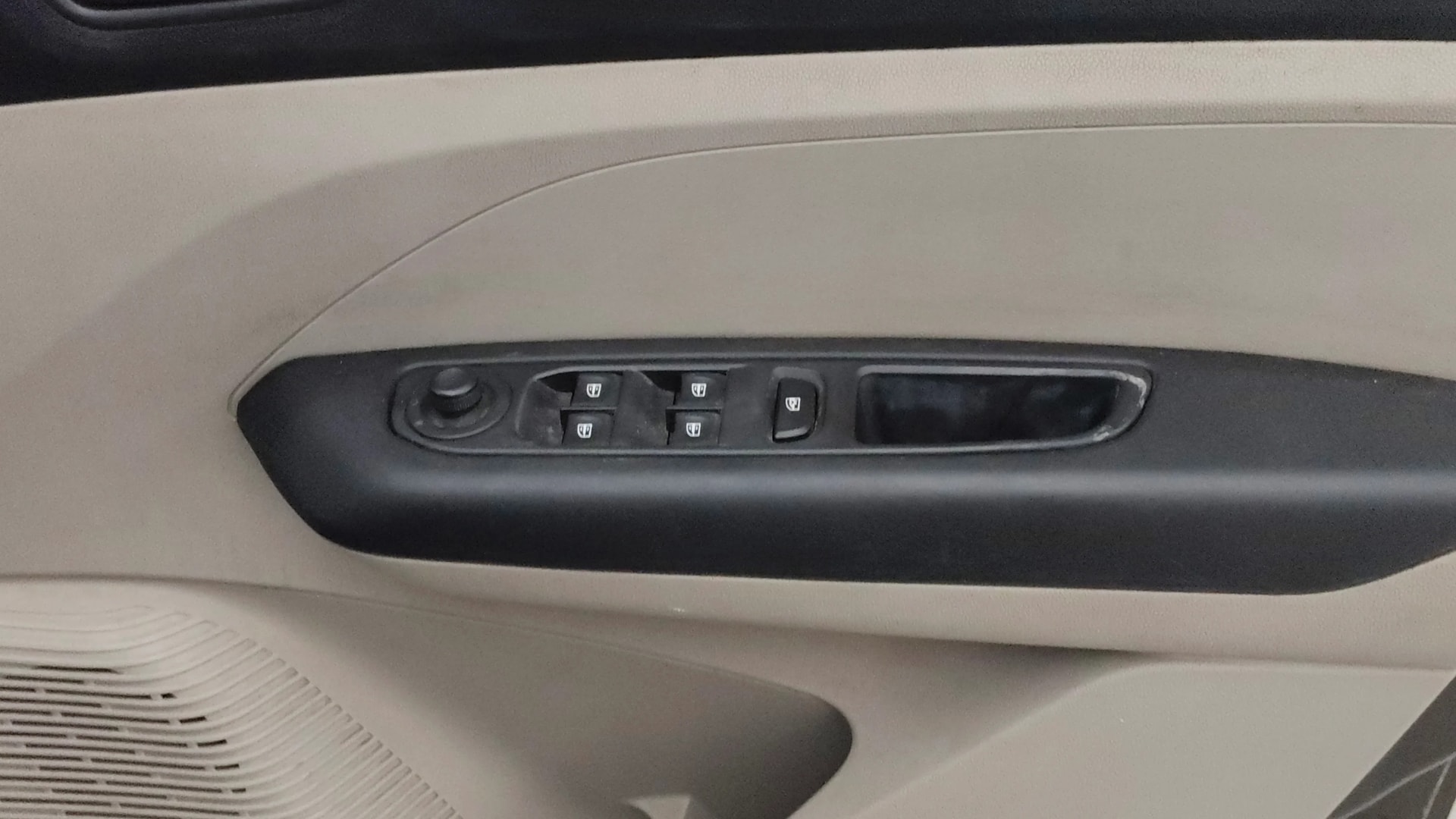 Used 2022 Renault Triber Used 2022 Renault Triber