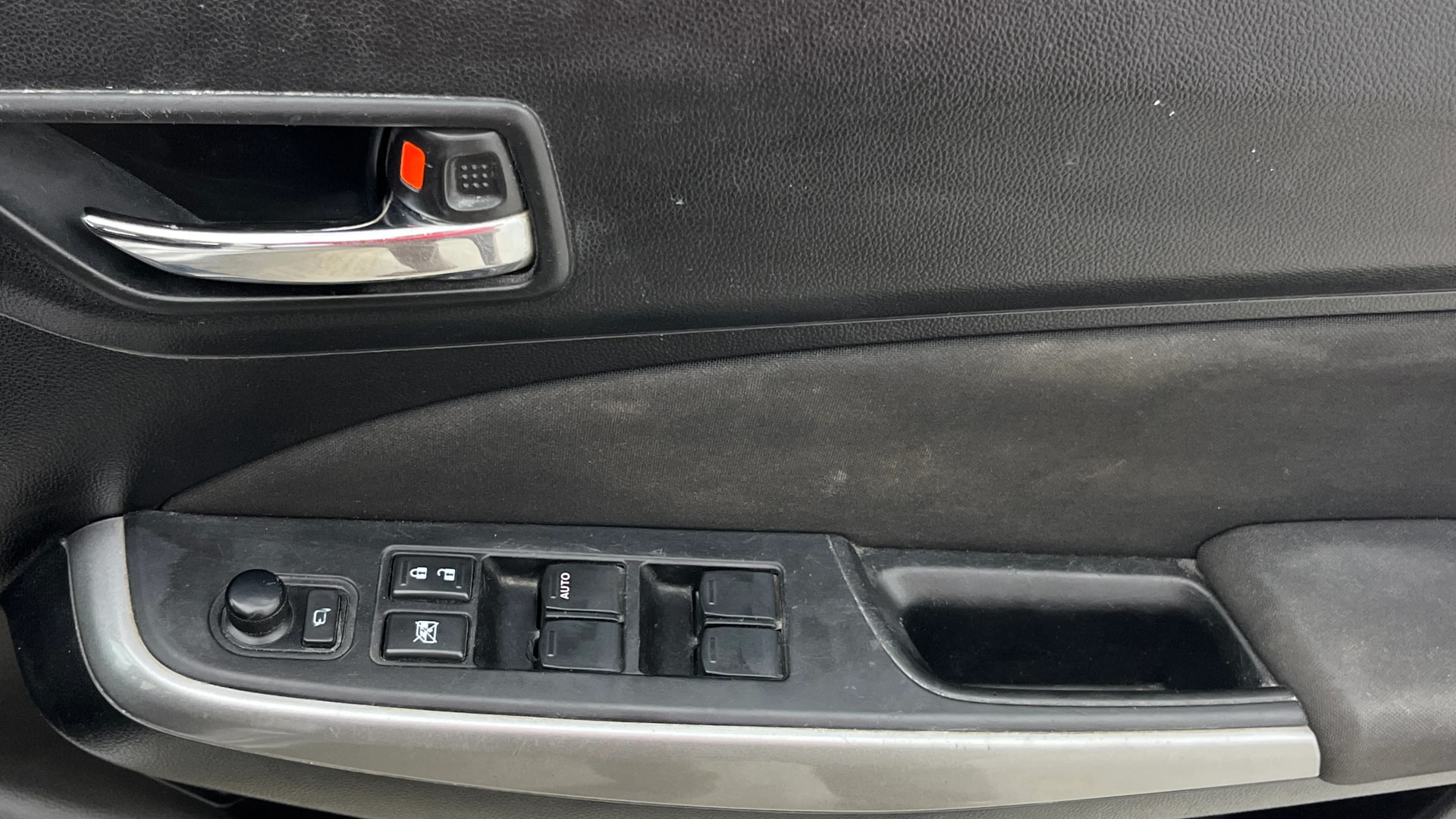 View 2018 Maruti Suzuki 1000 Base Variant Image 33 Used 2018 Maruti Suzuki 1000 Base Variant Image 33