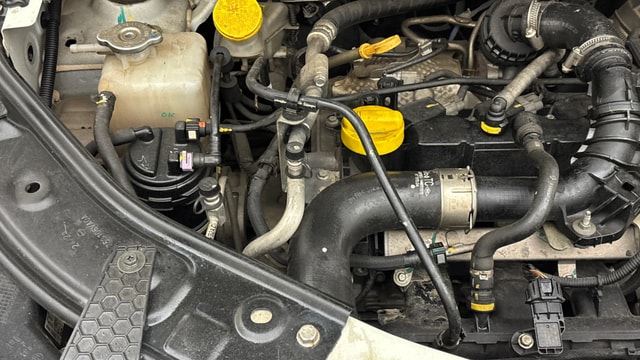 View Nissan Magnite Image 3 Used Nissan Magnite Image 3